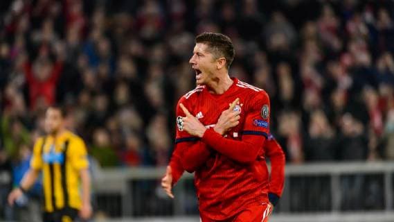 Munich Germany 07 11 2018 UEFA Champions League 2018 19 Season Back Round Group Phase Group E 4 Matchday FC Bayern Muenchen AEK Athens FC Robert Lewandowski FCB cheers goal cheers after his goal to 1 0 DeFodi527