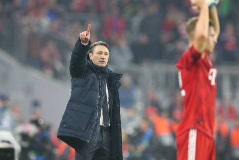 Chief coach Nico Kovac FC Bayern Muenchen gives instructions with his finger FC Bayern Muenchen vs. AEK Athens Soccer Preliminary Round Champions League 07 11 2018 Munich Bayern Germany Copyright: xkolbert-press ChristianxKolbertx