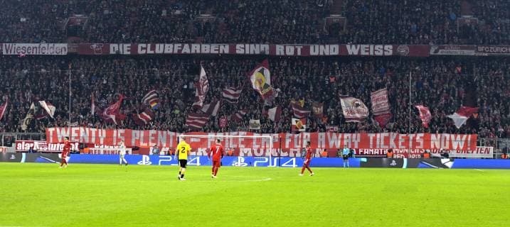 07 11 2018 Football UEFA Champions League 2018 2019 Group Phase 4 Matchday FC Bayern Munich AEK Athens in the Allianz Arena Munich Protests of the Bavarian fans against expensive AWAY tickets Away DFL and DFB regulations prohibit any use of photographs as image sequences and or quasi video