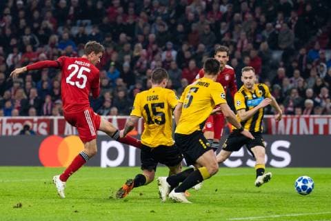 07 11 2018 xkvx Football UEFA Champions League FC Bayern Muenchen AEK Athens emspor v l Goal chance by Thomas Mueller FCB FC Bayern Muenchen DFL DFB REGULATIONS PROHIBIT ANY USE OF PHOTOGRAPHS as IMAGE SEQUENCES and or QUASI VIDEO Munich