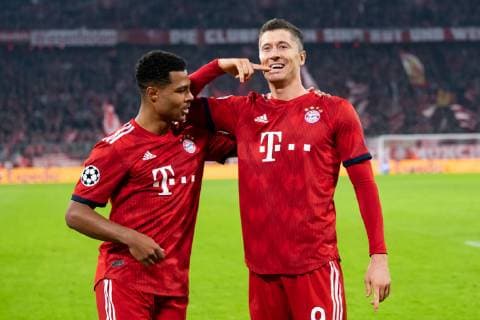 07 11 2018 xkvx Football UEFA Champions League FC Bayern Munich AEK Athens emspor v l Goal celebration Goal celebration celebrate the goal to 2 0 by Robert Lewandowski FCB FC Bayern Munich DFL DFB REGULATIONS PROHIBIT ANY USE OF PHOTOGRAPHS as IMAGE SEQUENCES and or QUASI VIDEO Munich