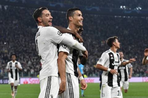 Cristiano Ronaldo of Juventus celebrates after scoring a goal during the Uefa Champions League 2018 2019 Group H football match between Juventus and Manchester United ManU at Juventus stadium, Turin, November, 07, 2018 Foto Andrea Staccioli Insidefoto andreaxstaccioli