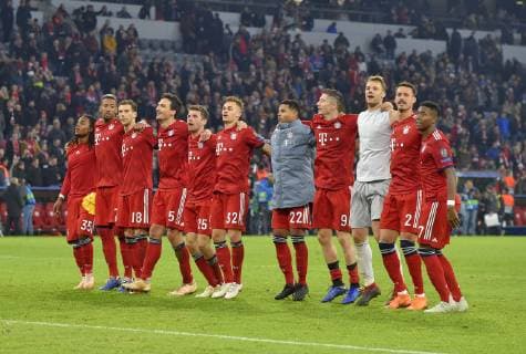 07 11 2018 Football UEFA Champions League 2018 2019 Group phase 4 matchday FC Bayern Munich AEK Athens at Allianz Arena Munich The Bayern players jump at the end DFL and DFB regulations prohibit any use of photographs as image sequences and or quasi video