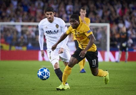 VALENCIA, - NOVEMBER 07: Roger Assale, forward of BSC Young Boys in action during the UEFA Champions League group stage H football match between Valencia CF and BSC Young Boys at Mestalla Stadium on November 07, 2018, in Valencia, Spain. (Photo by Carlos Sanchez Martinez Icon Sportswire) SOCCER: NOV 07 Champions League - Valencia CF v BSC Young Boys Icon181107016 EDITORIAL USE ONLY