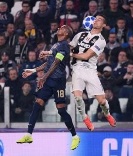 (181108) -- ROME, Nov. 8, 2018 -- Juventus s Cristiano Ronaldo (R) vies with Manchester United ManU s Ashley Young during the UEFA Champions League Group H match between Juventus and Manchester United in Turin, Italy, Nov. 7, 2018. Juventus lost 1-2. ) (SP)ITALY-ROME-SOCCER-UEFA CHAMPIONS LEAGUE AlbertoxLingria 