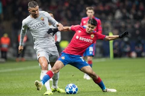 (181108) -- MOSCOW, Nov. 8, 2018 (Xinhua) -- Roma s Aleksandar Kolarov vies with CSKA Moskva s Ilzat Akhmetov during the UEFA Champions League Group G match between Roma and CSKA Moskva in Moscow, Russia, Nov. 7, 2018. Roma won 2-1. (Xinhua Wu Zhuang) (SP)RUSSIA-MOSCOW-SOCCER-UEFA CHAMPIONS LEAGUE 