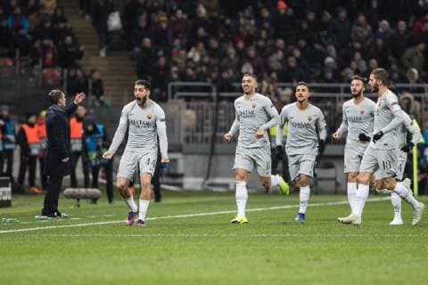 (181108) -- MOSCOW, Nov. 8, 2018 (Xinhua) -- Roma s Kostas Manolas (1st L) celebrates scoring during the UEFA Champions League Group G match between Roma and CSKA Moskva in Moscow, Russia, Nov. 7, 2018. Roma won 2-1. (Xinhua Wu Zhuang) (SP)RUSSIA-MOSCOW-SOCCER-UEFA CHAMPIONS LEAGUE 