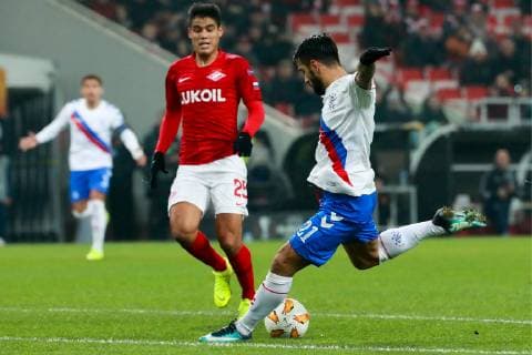 MOSCOW, RUSSIA - NOVEMBER 8, 2018: Spartak Moscow s Lorenzo Melgarejo (L) and Rangers Glasgow s Daniel Candeias fight for the ball in their 2018 19 UEFA Europa League Group G Round 4 football match at Otkrytie Arena. Sergei Fadeichev TASS  TS096BBF