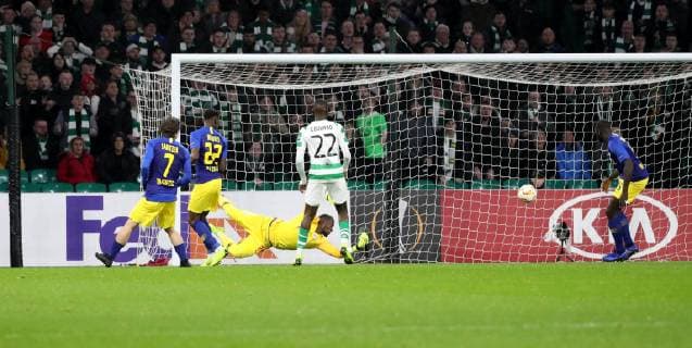 Celtic Glasgow RB Leipzig Football Euro League Glasgow 08 11 2018 Celtic Park Football UEFA Euro League Group B 4 Matchday Celtic Glasgow vs RB Leipzig In the picture Goal for Celtic Glasgow Kieran Tierney 63 Celtic Meets 1 0 In accordance with UEFAs specifications, it is prohibited to use or have used photographs taken in the stadium and or the match in the form of sequence pictures and or video-like photo sequences