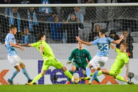 181108 Marcus Antonsson of Malmö FF scores 1-1 during the Europa League group stage match between Malmö FF and Sarpsborg 08 on November 8, 2018 in Malmö. Photo: Petter Arvidson BILDBYRN kod PA 92149  Copyright: PETTERxARVIDSON BB181108PA148