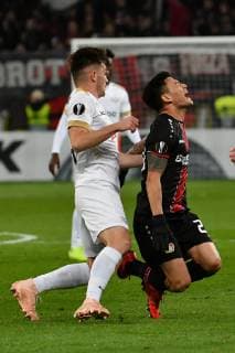 GER UEFA EL Bayer 04 Leverkusen GER vs FC Zuerich SUI 08 11 2018 BayArena Leverkusen Europaleque preliminary round GER UEFA EL Bayer 04 Leverkusen GER vs FC Zuerich SUI DFL regulations prohibit any use of photographs as image sequences and or quasi video in picture picture shows Charles Aranguiz Leverkusen 20 iis fouled by Toni Domgjoni FC Zuerich 14 nordphotox xMeuter nph00351