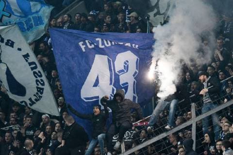In the fan block of Zurich, pyrotechnics will be used 08 11 2018 Soccer Europa League Bayer 04 Leverkusen vs FC Zurich DFL REGULATIONS PROHIBIT ANY USE OF PHOTOGRAPHS AS IMAGE SEQUENCES AND OR QUASI VIDEO 08 11 2018 Soccer Europa League Bayer 04 Leverkusen vs FC Zurich Leverkusen Copyright: xEIBNER ThomasxThienelx EP_TTL