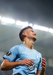 181108 Marcus Antonsson of Malmö FF looks dejected during the Europa League group stage match between Malmö FF and Sarpsborg 08 on November 8, 2018 in Malmö. Photo: Petter Arvidson BILDBYRN kod PA 92149  Copyright: PETTERxARVIDSON BB181108PA185