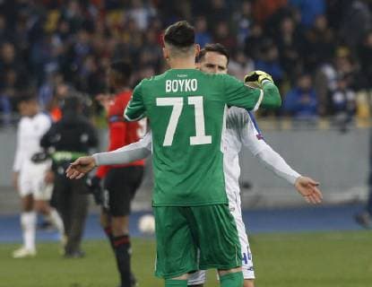 November 8, 2018 - Kiev, Ukraine - Players of Dynamo celebrate victory after the UEFA Europa League, second leg soccer match between Rennes and Dynamo Kyiv, at the Olimpiyskiy stadium in Kiev, Ukraine, on 08 November, 2018. Rennes vs Dynamo Kyiv, the UEFA Europa League soccer match - ZUMAg194 20181108_zap_g194_011 Copyright: xSergxGlovnyx