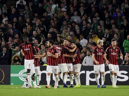 Sport Bilder des Tages Real Betis v Milan - UEFA Europa League.; SEVILLE; SPAIN - NOVEMBER 08: The Milan player Suso celebrates the goal after scoring in party belonging to phase of groups of UEFA; Europa League; (Group f); facing to the Real Betis v Milan, stadium Benito Villamarin; 08th November; 2018; foto:Cristobal Duenas Cordon Press  xDUENASx xx