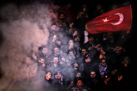 Sport Bilder des Tages Besiktas supporters pictured during a match between Belgian soccer team KRC Genk and Turkish club Besiktas, in Genk, Thursday 08 November 2018 on day four of the UEFA Europa League group stage, in group I. YORICKxJANSENS  x05464622x