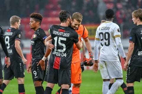 GER UEFA EL Bayer 04 Leverkusen GER vs FC Zuerich SUI 08 11 2018 BayArena Leverkusen Europaleque preliminary round GER UEFA EL Bayer 04 Leverkusen GER vs FC Zuerich SUI DFL regulations prohibit any use of photographs as image sequences and or quasi video in the picture picture shows after the end of the game the Leverkusen players are happy and say goodbye laughing Lukas Hradecky goalkeeper Leverkusen 1 Julian Baumgartlinger Leverkusen 15 Leon Bailey Leverkusen 9 nordphotox xMeuter nph00351