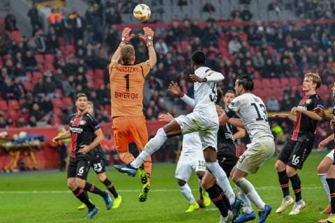 GER UEFA EL Bayer 04 Leverkusen GER vs FC Zuerich SUI 08 11 2018 BayArena Leverkusen Europaleque preliminary round GER UEFA EL Bayer 04 Leverkusen GER vs FC Zuerich SUI DFL regulations prohibit any use of photographs as image sequences and or quasi video picture shows Lukas Hradecky Goalkeeper Leverkusen 1 saves a ball from Assan Ceesay FC Zuerich 99 nordphotox xMeuter nph00351