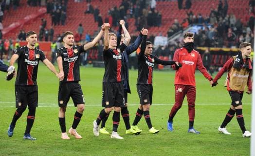 Europaleague Bayer 04 Leverkusen FC Zürich 08 11 2018 The Leverkusen players celebrate in front of the fan block In the middle of the goal scorer Tin Jedvaj DFL REGULATIONS PROHIBIT ANY USE OF PHOTOGRAPHS AS IMAGE SEQUENCES AND OR QUASI VIDEO HM