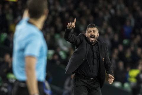 Fußball, EL, Real Betis Sevilla - AC Mailand November 8, 2018 - Seville, Spain - GENNARO GATTUSO, head coach of Milan, screams during the Europa League Group F soccer match between Real Betis and AC Milan at the Benito Villamarin Stadium Soccer 2018 - Real Betis vs AC Milan - ZUMAa142 20181108_zap_a142_032 Copyright: xDanielxGonzalezxAcunax