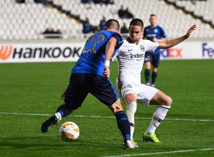 08 11 2018 xjhx Football UEFA Europa League Apollon Limassol Eintracht Frankfurt emspor v l Valentin Roberge Apollon Limassol Mijat Gacinovic Eintracht Frankfurt DFL REGULATIONS PROHIBIT ANY USE OF PHOTOGRAPHS as IMAGE SEQUENCES and or QUASI VIDEO Nicosia