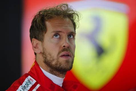 Sport Themen der Woche KW45 Sport Bilder des Tages Grande Prêmio do Brasil de Fórmula 1 2018 SÃO PAULO, SP - 09.11.2018: GRANDE PRÊMIO DO BRASIL DE FÓRMULA 1 2018 - Sebastian VETTEL, GER, Team Scuderia Ferrari, during the second free practice for the Brazilian Grand Prix of Formula 1 2018, held at the Autodromo de Interlagos, in São Paulo, SP. (Photo: Rodolfo Buhrer La Imagem Fotoarena) x1637637x  RodolfoxBuhrer