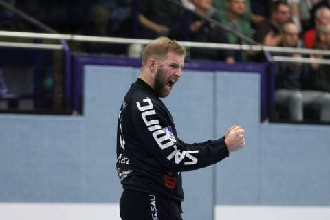 Jubilation by Konstantin Madert TV Emsdetten 16 after Parade TV Emsdetten vs Handball Sportverein Hamburg Handball 2 Bundesliga 09 11 2018 TV Emsdetten vs Handball Sportverein Hamburg Handball 2 Bundesliga 09 11 2018 Emsdetten Copyright: xEIBNER JanxStrohdiekx EP_JSK