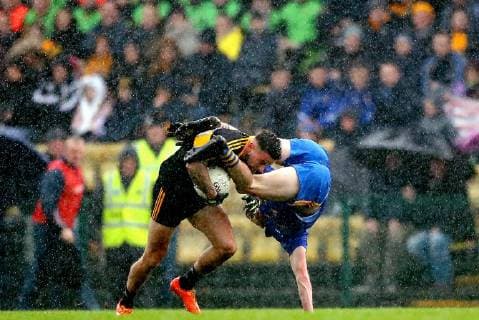 Sport Themen der Woche KW45 Sport Bilder des Tages AIB GAA Munster Senior Club Football Championship Semi-Final, Dr. Crokes GAA Club, Killarney, Co. Kerry 11 11 2018 Dr. Crokes vs St. Finbarrs Dr. Crokes Michael Burns and Conor Dennehy of St. Finbarr s Michael Burns and Conor Dennehy11 11 2018  Copyright: x©INPHO JamesxCrombiex JHJ10622