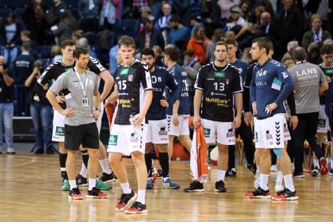 Handball Handball 2 League 2018 2019 Handball Sportverein Hamburg vs HSG Nordhorn Lingen Trainer Torsten Jansen Hamburg second from left disappointment after the match Barclay Card Arena Hamburg