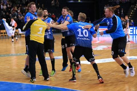 Germany Hamburg Barclaycard Arena Handball 2 Bundesliga Handball Sport Verein Hamburg HSG Nordhorn Lingen Final cheer Nordhorn