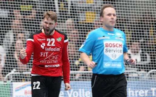 v li Max Brustmann DJK Rimpar Wölfe cheers DKB 2 Handball Bundesliga DJK Rimpar Wölfe HSC 2000 Coburg xfsx