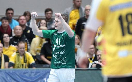 v li Fin Backs DJK Rimpar Wölfe cheers DKB 2 Handball Bundesliga DJK Rimpar Wölfe HSC 2000 Coburg xfsx