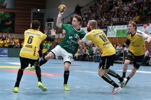 v li Maximilian Jaeger HSC 2000 Coburg Lukas Siegler DJK Rimpar Wolves Anton Prakapenia HSC 2000 Coburg Markus Hagelin HSC 2000 Coburg DKB 2 Handball Bundesliga DJK Rimpar Wolves HSC 2000 Coburg xfsx