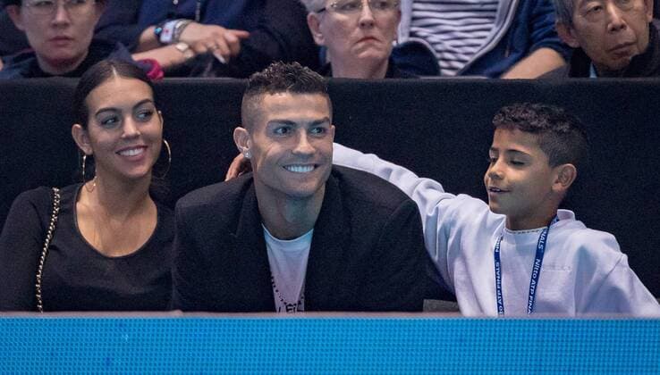 Sport Themen der Woche KW46 Sport Bilder des Tages Fu?ball, Cristiano Ronaldo mit Familie bei den ATP-Finals in London Juventus footballer Ronaldo attends the evening match with his girlfriend Georgina Rodriguez and his son Cristiano Junior at the Nitto ATP Tennis Herren World Finals London at the O2, London, England on 12 November 2018. Copyright: xAndyxRowlandx PMI-2401-0039