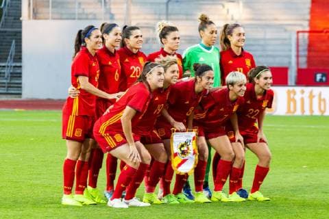 team photo team photo Spain ESP Football Women International Germany Spain DFB REGULATIONS PROHIBIT ANY USE OF PHOTOGRAPHS AS IMAGE SEQUENCES AND OR QUASI VIDEO xprx