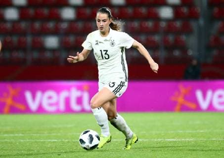 Germany Spain Football Women International Erfurt 13 112018 Steigerwaldstadion Football Women DFB International BR Germany GER vs Spain SPA 0 0 In picture Sara Däbritz Daebritz Germany Bayern München