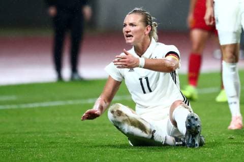 Germany Spain Football Women International Erfurt 13 112018 Steigerwaldstadion Football Women DFB International BR Germany GER vs Spain SPA 0 0 In picture Alexandra Popp Germany VfL Wolfsburg