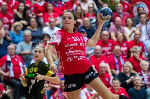 14 11 2018 Bad Langensalza Handball Bundesliga Womens Season 2018 2019 THC Erfurt Bad Langensalza BVB Dortmund Handball v l Nadja Mansson 33 BVB Dortmund Handball Alexandra Mazzucco 10 Thueringer HC Goalscoring