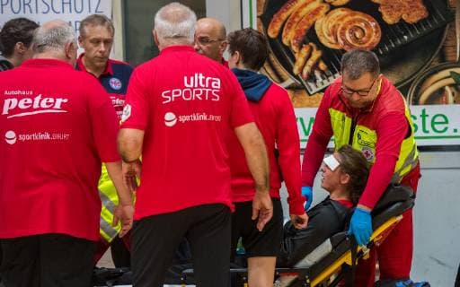 14 11 2018 Bad Langensalza Handball Bundesliga Women Season 2018 2019 THC Erfurt Bad Langensalza BVB Dortmund Handball Alice Stolle 17 Thueringer HC injures himself in the match against Dortmund