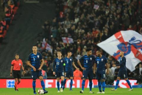 15th November 2018, Wembley Stadium, London, England; Wayne Rooney Foundation International football friendly, England versus United States of America; A dejected United States of America team as they go 1-0 down  ActionPlus12079634 ShaunxBrooks