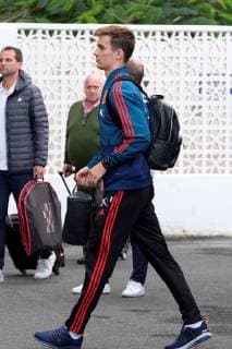 Spain s defender Diego Llorente arrives the hotel of the team in Las Palmas, Canary Island, Spain, 16 November 2018. Spain will face Bosnia during a friendly match at Estadio de Gran Canaria on 18 November 2018. Spain arrives Las Palmas !ACHTUNG: NUR REDAKTIONELLE NUTZUNG!  Copyright: xAngelxMedinaxG.x GRAF9896 20181116-636779935660335688