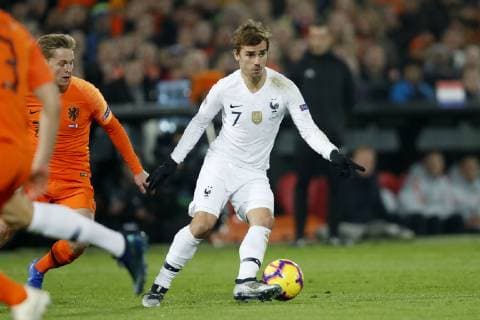 (L-R) Frenkie de Jong of Holland, Antoine Griezmann of France during the UEFA Nations League A group 1 qualifying match between The Netherlands and France at stadium De Kuip on November 16, 2018 in Rotterdam, The Netherlands UEFA Nations League A group 1 2018 2019 xVIxVIxImagesx xMauricexvanxSteenxIVx 12796815