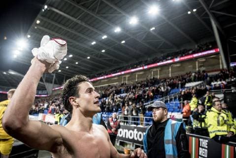 Fußball, Nations League, Wales - Dänemark Danmarks Thomas Delaney (8) efter Nations League fodboldkampen mellem Wales og Danmark paa Cardiff City Stadium i Cardiff, fredag den 16. november 2018. Danmark vinder kampen 1-2.. , Copenhagen Denmark  Copyright: RitzauxScanpix MadsxClausxRasmussenx Cop101 spdk20181116-230720-L