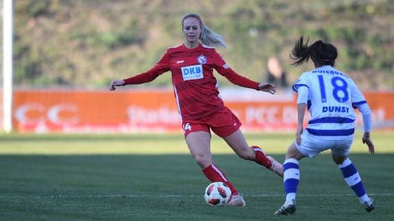 Amanda Ilestedt Potsdam 14 with Ball Football DFB Womens Cup Round of 16 MSV Duisburg 1 FFC Turbine Potsdam DFB REGULATIONS PROHIBIT ANY USE OF PHOTOGRAPHS AS IMAGE SEQUENCES AND OR QUASI VIDEO xmkx