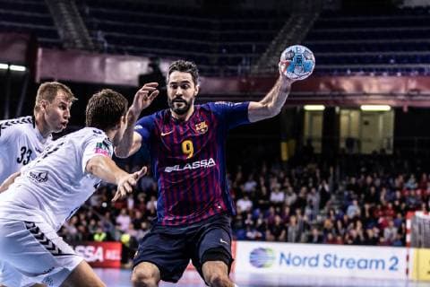 November 17, 2018 - Barcelona, Barcelona, Spain - Raul Entrerrios Rodriguez, 9 of FC Barcelona Barca Lassa in actions during VELUX EHF Champions League match between Fc Barcelona Lassa and HC Vardar on November 17, 2018 at Palau Blaugrana, in Barcelona, Spain. Handball: VELUX EHF Champions League - Fc Barcelona Lassa v HC Vardar. - ZUMAa181 20181117_zaa_a181_034 Copyright: xAFP7x