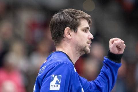 Luebbecke Germany 17 11 2018 2 Handball Bundesliga 2018 2019 TuS N Luebbecke vs HC Rhein Vikings Goalkeeper Peter Tatai Luebbecke Luebbecke Nordrhein Westfalen Germany Merkur Arena