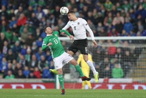SOCCER - UEFA NL, NIR vs AUT BELFAST,NORTHERN IRELAND,18.NOV.18 - SOCCER - UEFA Nations League, OEFB international match Länderspiel Northern Ireland vs Austria. Image shows Corry Evans (NIR) and Stefan Ilsanker (AUT). GEPAxpictures xChristianxOrt