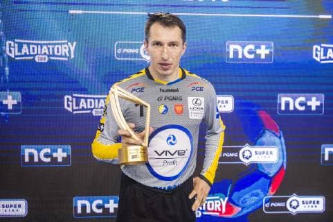 2018.06.03 KIELCE PILKA RECZNA PGNiG SUPERLIGA MEZCZYZN MECZ FINAL PGE VIVE KIELCE - ORLEN WISLA PLOCK NZ SLAWOMIR SZMAL FOT JAKUB GRUCA FOKUSMEDIA.COM.PL NEWSPIX.PL POLISH MAN LEAGUE HANDBALL GAME --- Newspix.pl  GJ030618_087