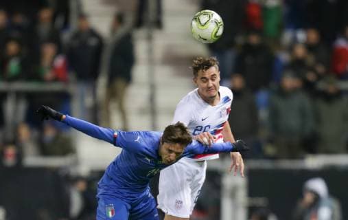 November 20, 2018 - Genk, Belgium - Genk, Belgium - Tuesday November 20, 2018: The men s national teams of the United States (USA) and Italy (ITA) play in an International Friendly Länderspiel game at Luminus Arena. Aaron Long - ZUMAt139 20181120_zaa_t139_166 Copyright: xJohnxDortonx
