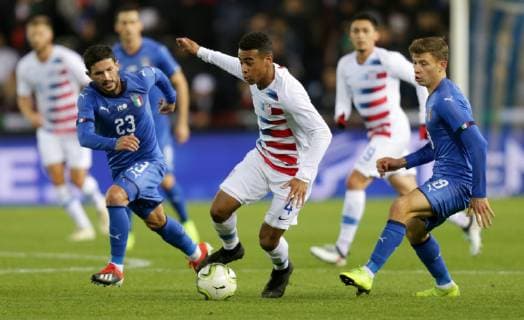 November 20, 2018 - Genk, Belgium - Genk, Belgium - Tuesday November 20, 2018: The men s national teams of the United States (USA) and Italy (ITA) play in an International Friendly Länderspiel game at Luminus Arena. Tyler Adams - ZUMAt139 20181120_zaa_t139_103 Copyright: xJohnxDortonx